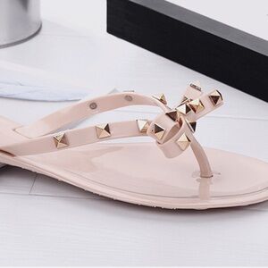 Pink sandals/ comfy flats